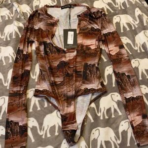 PLT Print Plunge Longsleeve Bodysuit